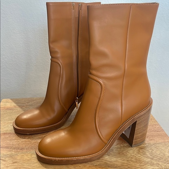 Gianvito Rossi Conner Leather Ankle Boots – Size 39 New w/ Box